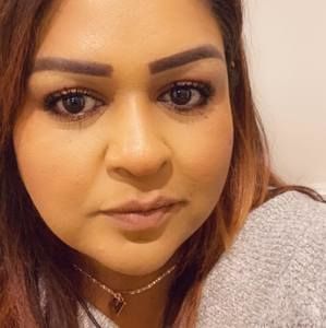 Meet your Posher, Myra